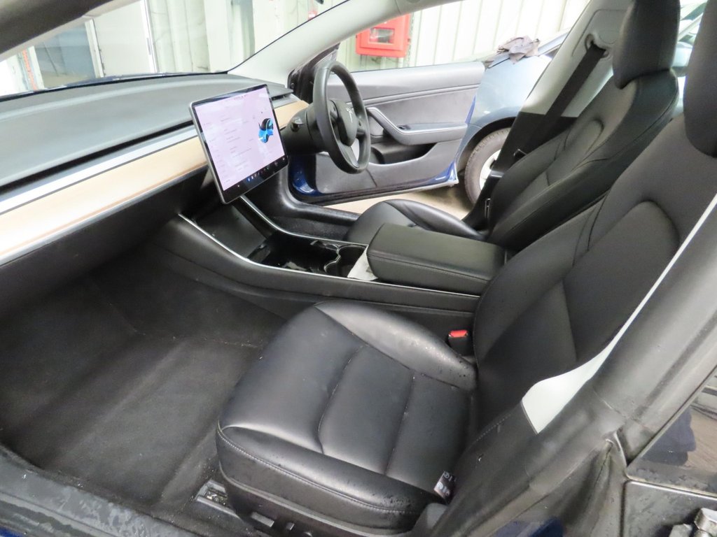 Used Tesla Model 3 2019 for sale - 76686441: Photo 10