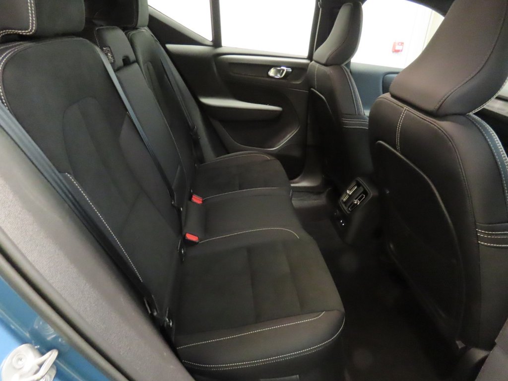 Used Volvo XC40 2022 for sale - 76724470: Photo 13