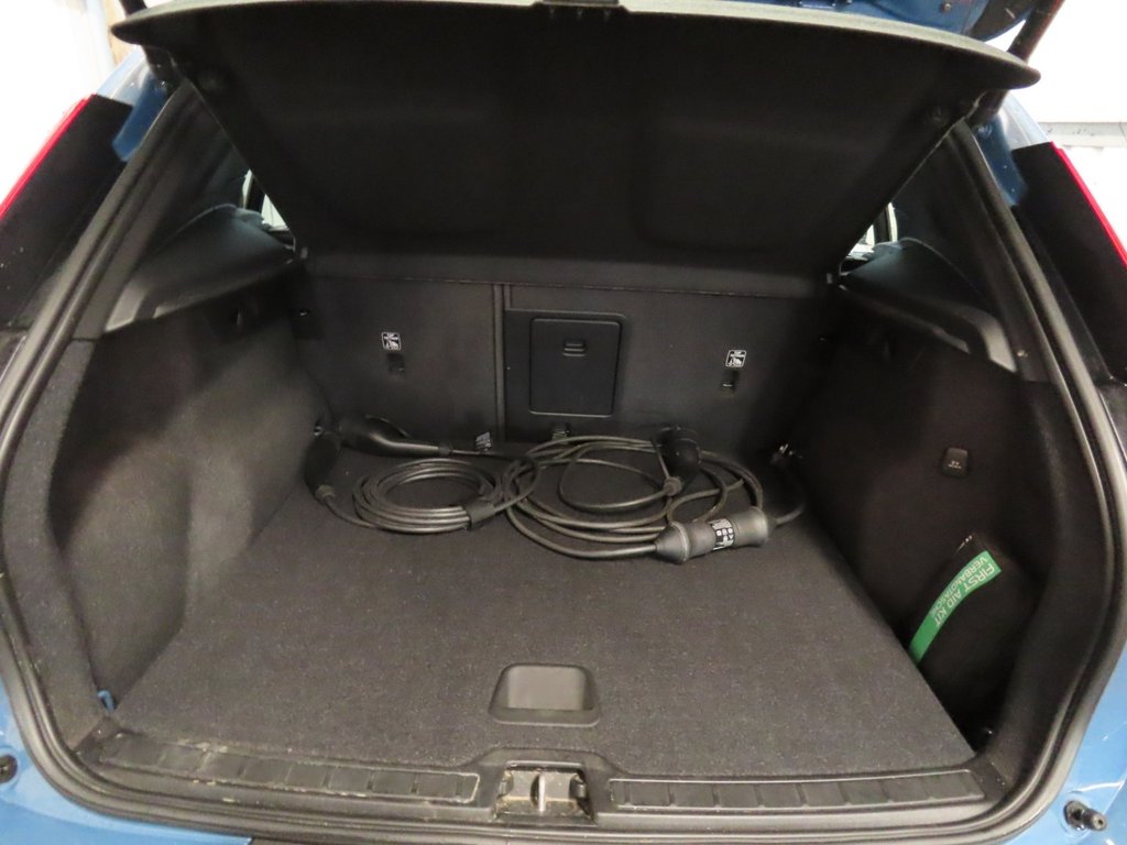 Used Volvo XC40 2022 for sale - 76724470: Photo 15