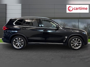 Used BMW X5 2024 for sale - 79422282: Photo