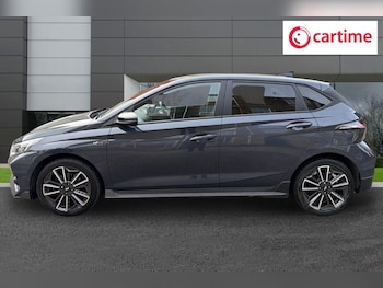 Used Hyundai i20 2024 for sale - 77990651: Photo