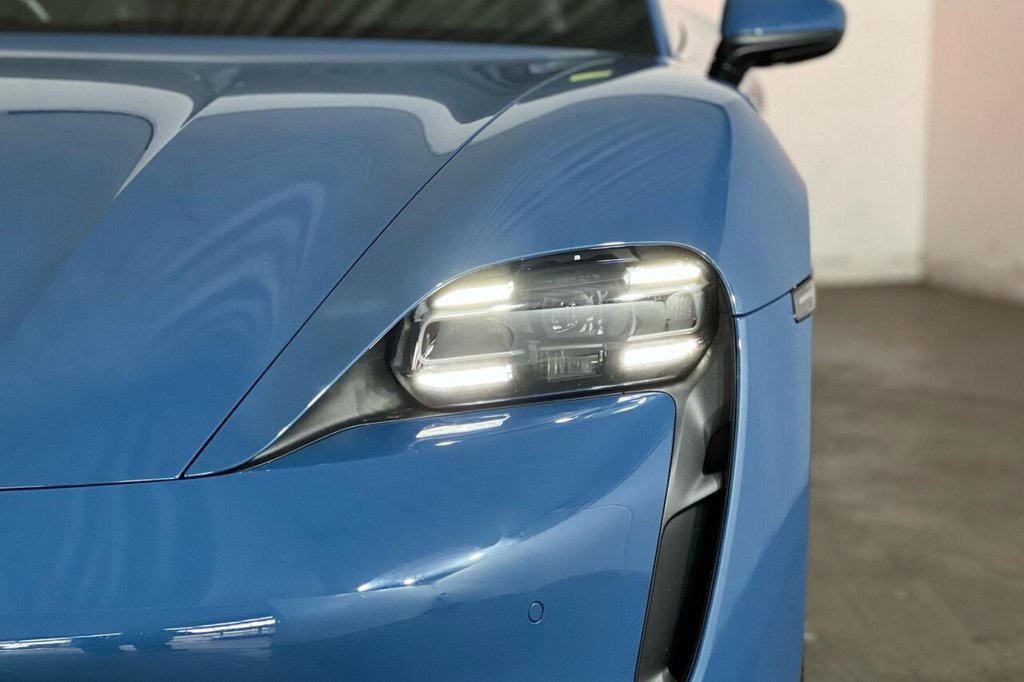 Used Porsche Taycan 2024 for sale - 78140732: Photo 16