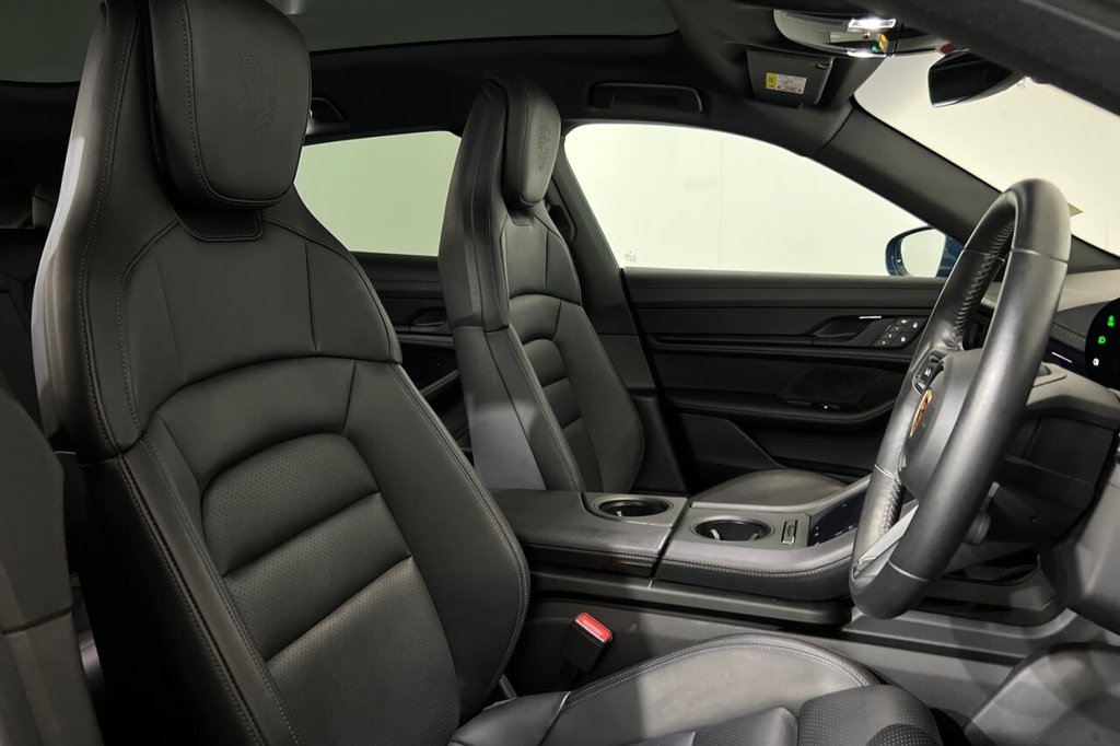 Used Porsche Taycan 2024 for sale - 78140732: Photo 22