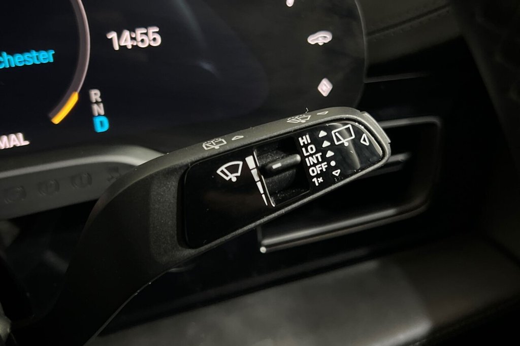 Used Porsche Taycan 2024 for sale - 78140732: Photo 30