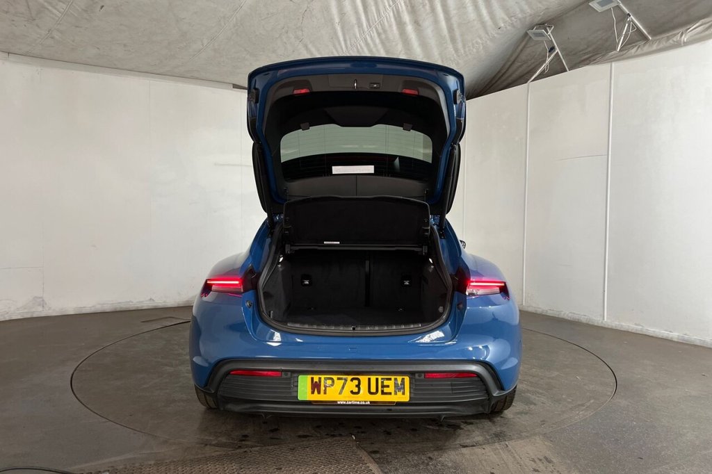 Used Porsche Taycan 2024 for sale - 78140732: Photo 45