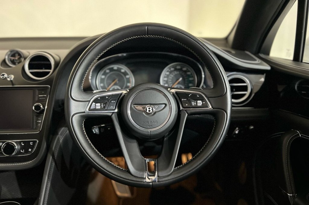 Used Bentley Bentayga 2017 for sale - 75986635: Photo 28