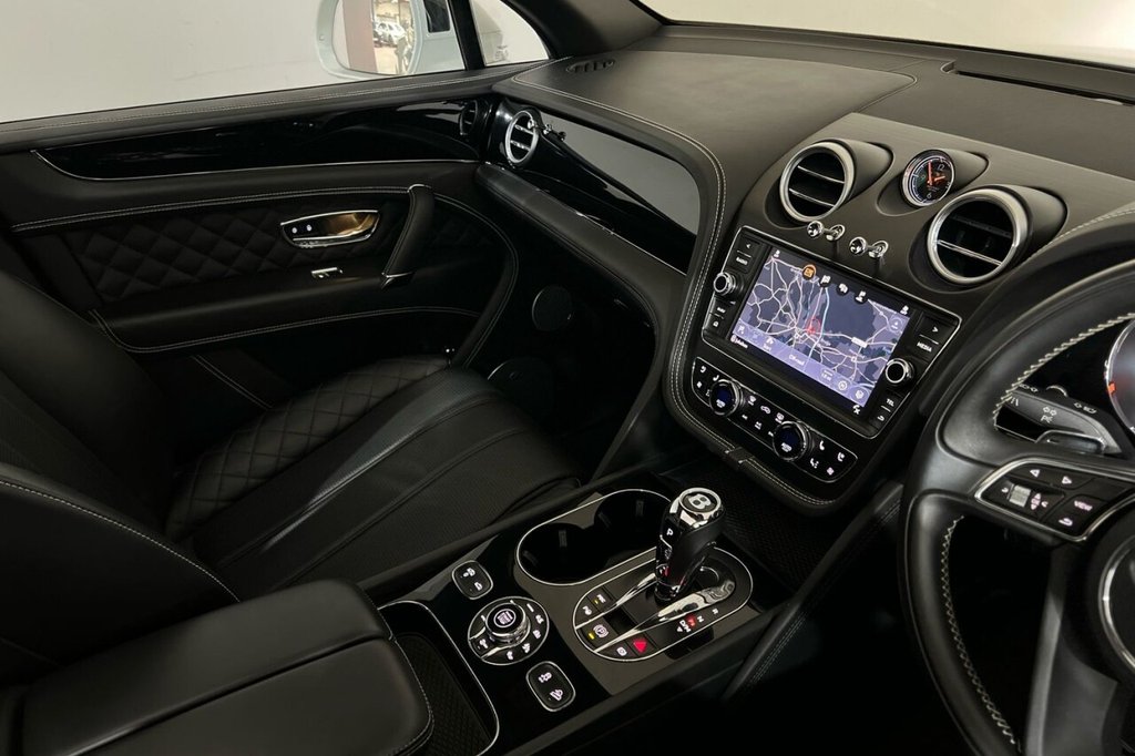 Used Bentley Bentayga 2017 for sale - 75986635: Photo 38