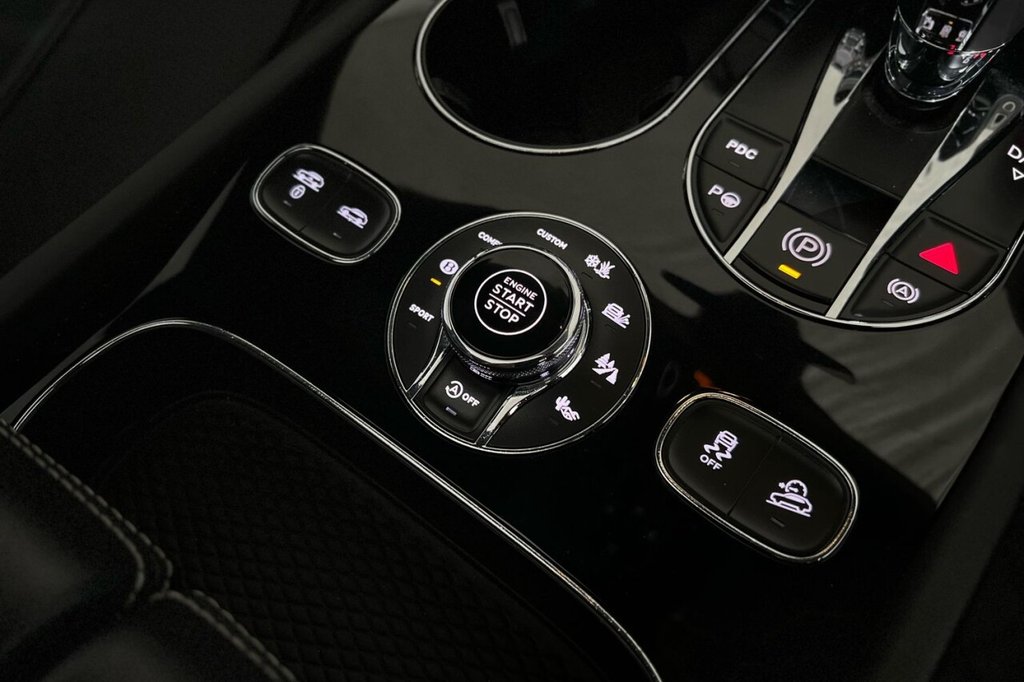 Used Bentley Bentayga 2017 for sale - 75986635: Photo 43