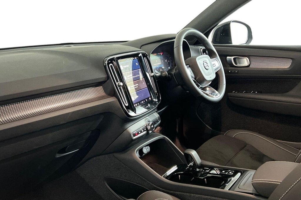 Used Volvo XC40 2024 for sale - 76039171: Photo 11