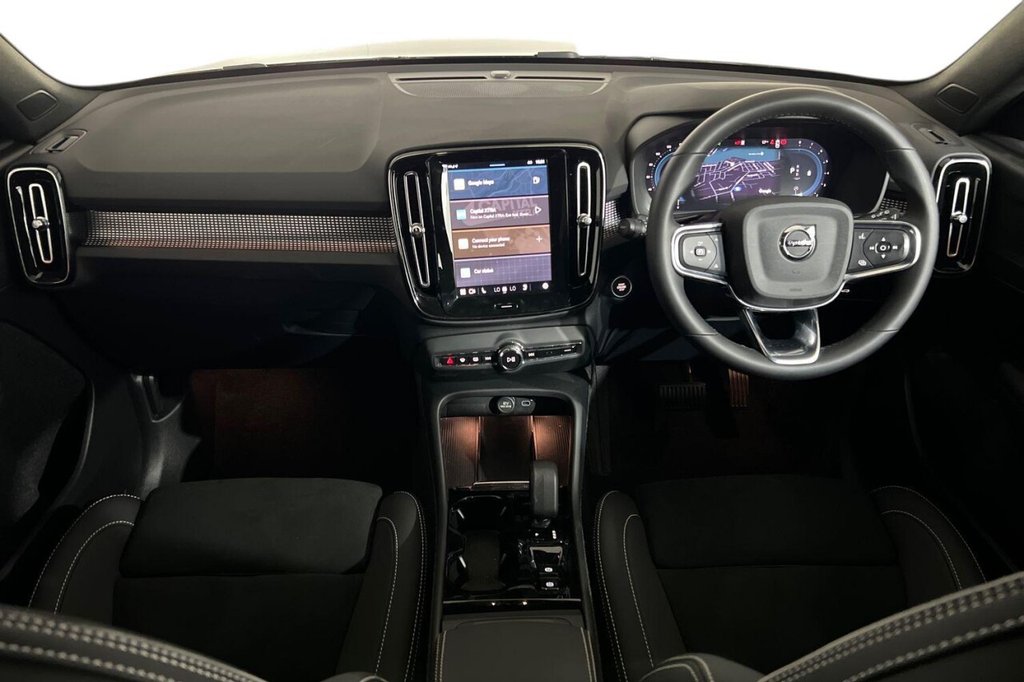 Used Volvo XC40 2024 for sale - 76039171: Photo 12