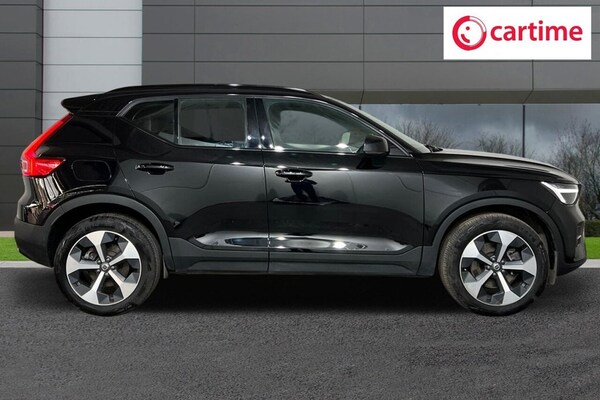 Used Volvo XC40 2024 for sale - 76039171: Photo 2