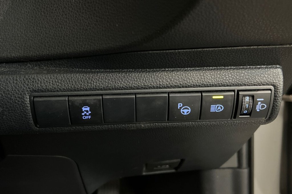 Used Toyota Corolla 2021 for sale - 76617848: Photo 20