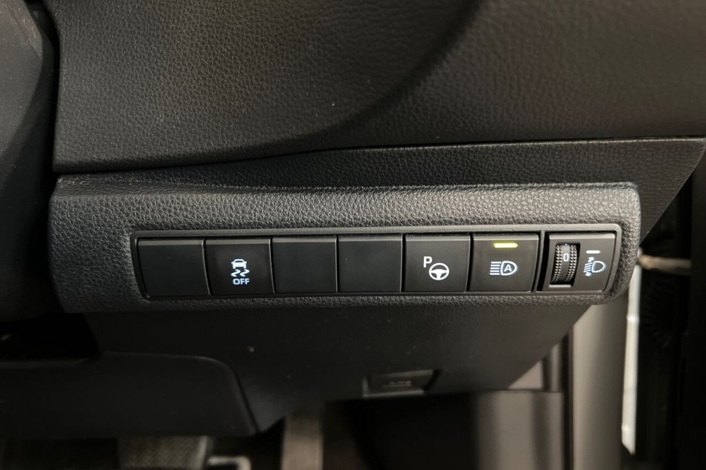 Used Toyota Corolla 2021 for sale - 76617848: Photo 37