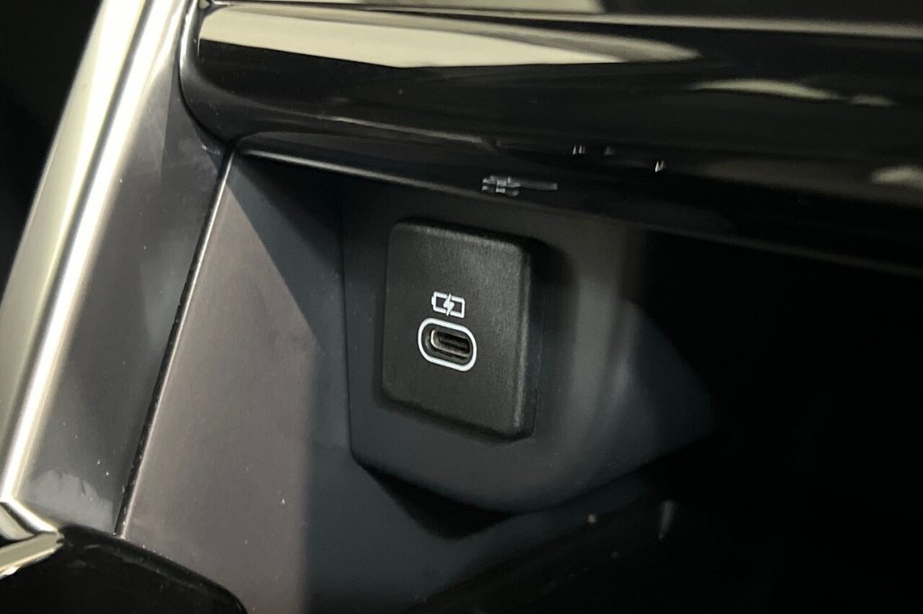 Used Land Rover Discovery Sport 2021 for sale - 76229056: Photo 38