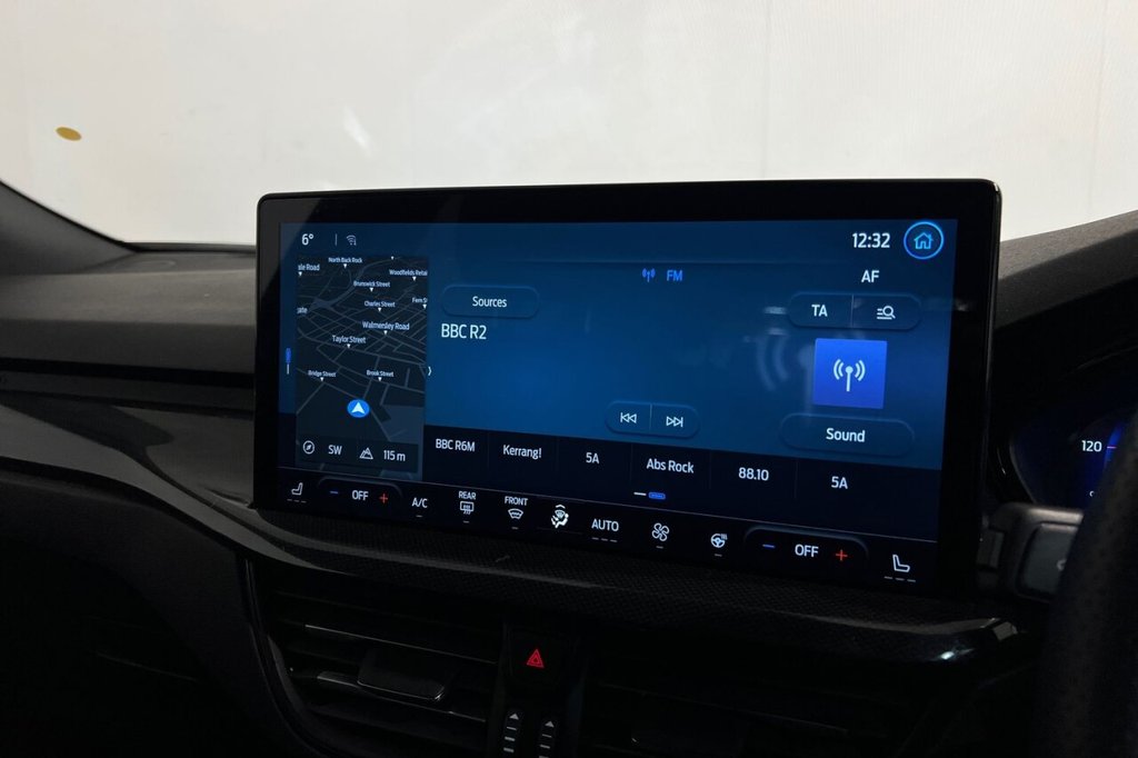 Used Ford Focus 2023 for sale - 77647844: Photo 16