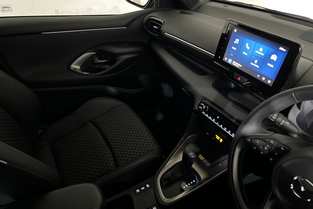 Used Mazda Mazda2 HYBRID 2024 for sale - 76210687: Photo 32