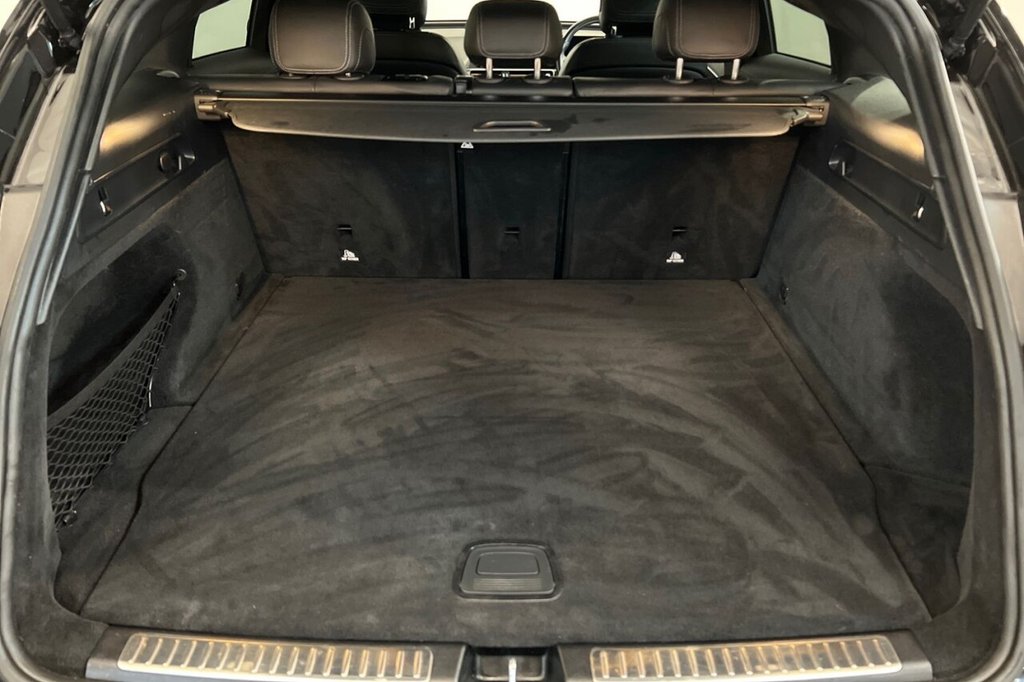 Used Mercedes-Benz EQC 2020 for sale - 76962201: Photo 42