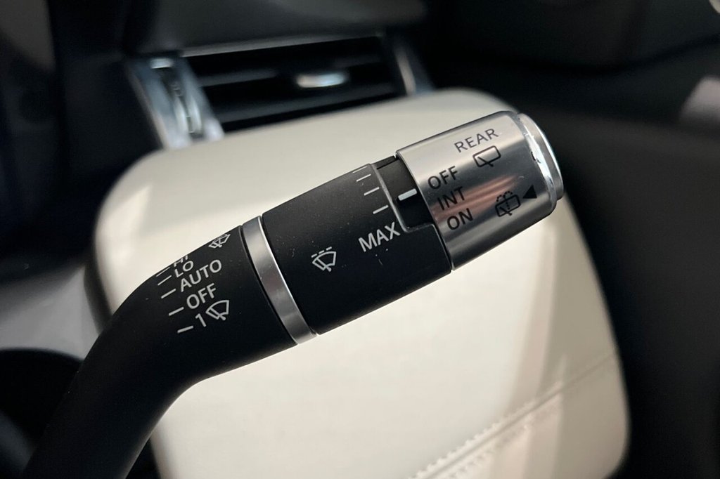 Used Land Rover Discovery Sport 2022 for sale - 78095973: Photo 29