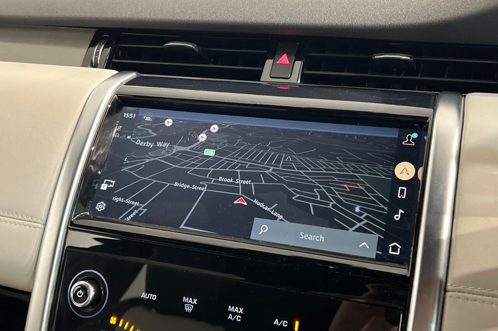 Used Land Rover Discovery Sport 2022 for sale - 78095973: Photo 31