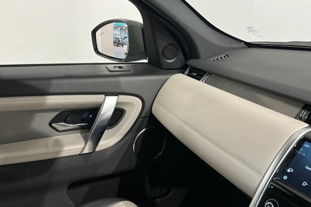 Used Land Rover Discovery Sport 2022 for sale - 78095973: Photo 35