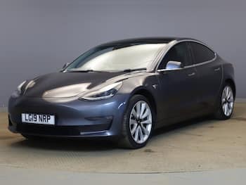 Used Tesla Model 3 2019 for sale - 79862109: Photo
