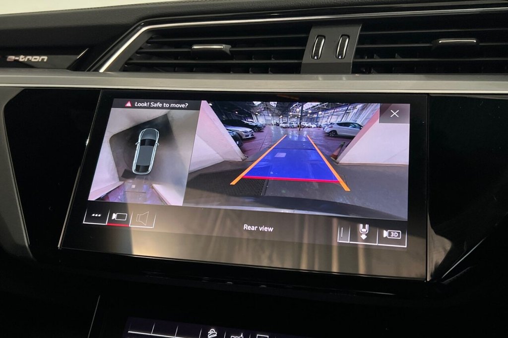 Used Audi e-tron 2021 for sale - 76570014: Photo 16