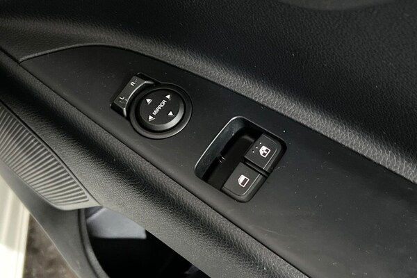 Used Kia Rio 2022 for sale - 76039299: Photo 31