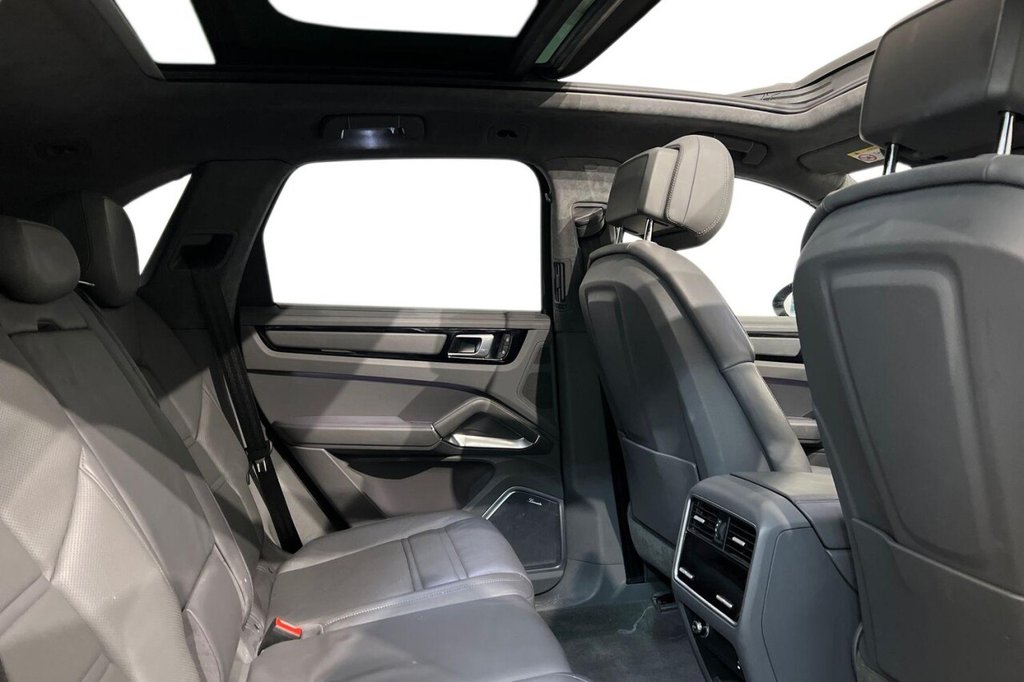 Used Porsche Cayenne 2022 for sale - 77660258: Photo 10