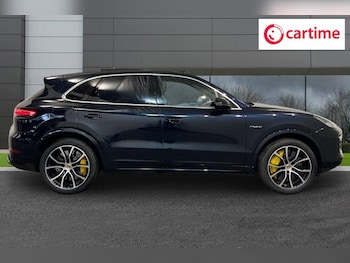 Used Porsche Cayenne 2022 for sale - 77660258: Photo
