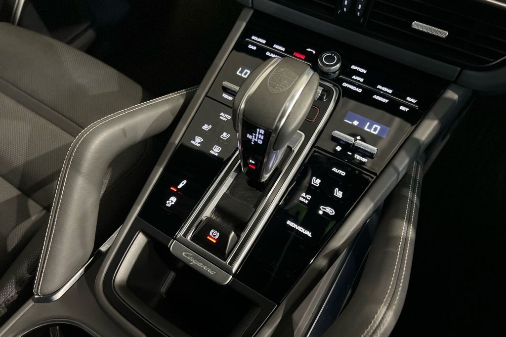 Used Porsche Cayenne 2022 for sale - 77660258: Photo 40