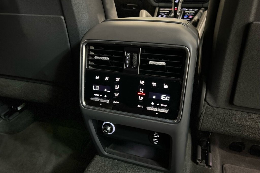 Used Porsche Cayenne 2022 for sale - 77660258: Photo 48