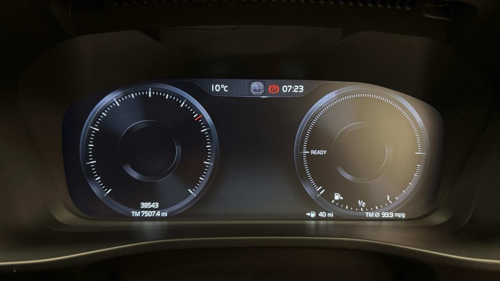 Used Volvo XC40 2021 for sale - 78180811: Photo 4