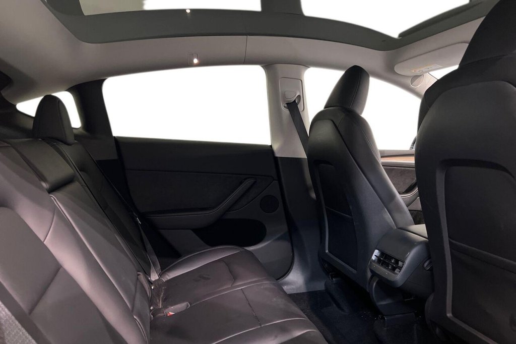 Used Tesla Model Y 2024 for sale - 77319620: Photo 10