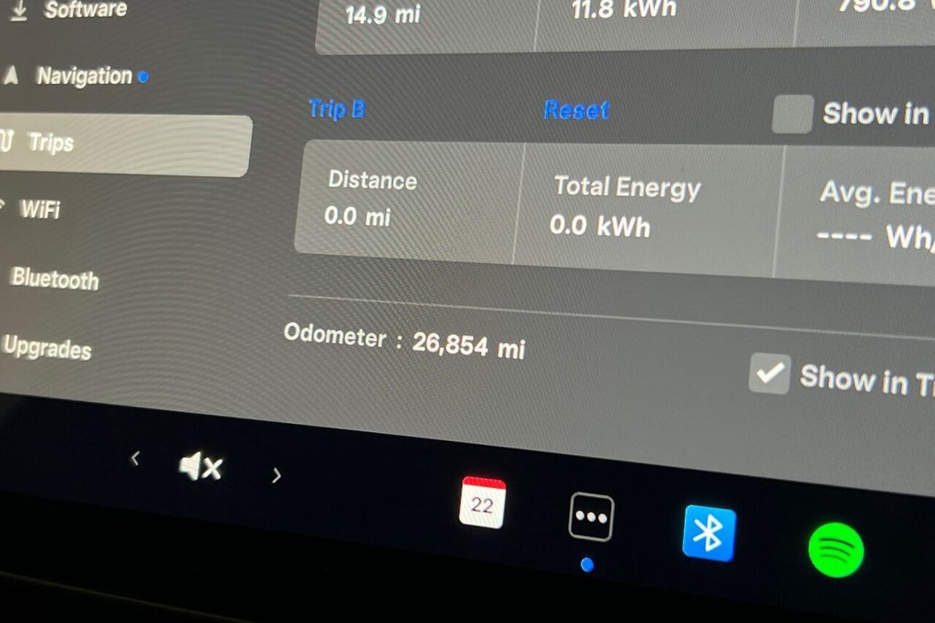 Used Tesla Model Y 2024 for sale - 77319620: Photo 14