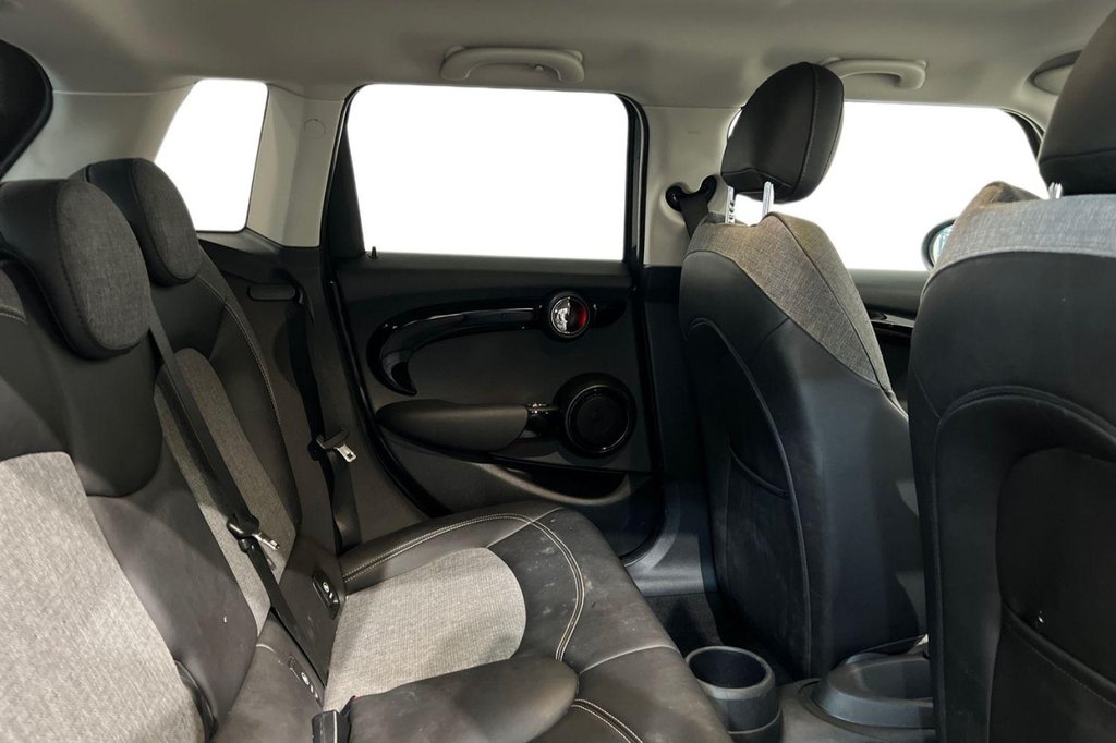 Used MINI Hatch 2018 for sale - 78167121: Photo 10