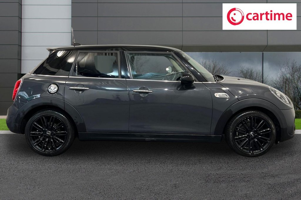Used MINI Hatch 2018 for sale - 78167121: Photo 2