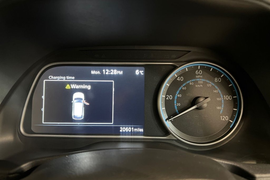 Used Nissan Leaf 2022 for sale - 76999171: Photo 15