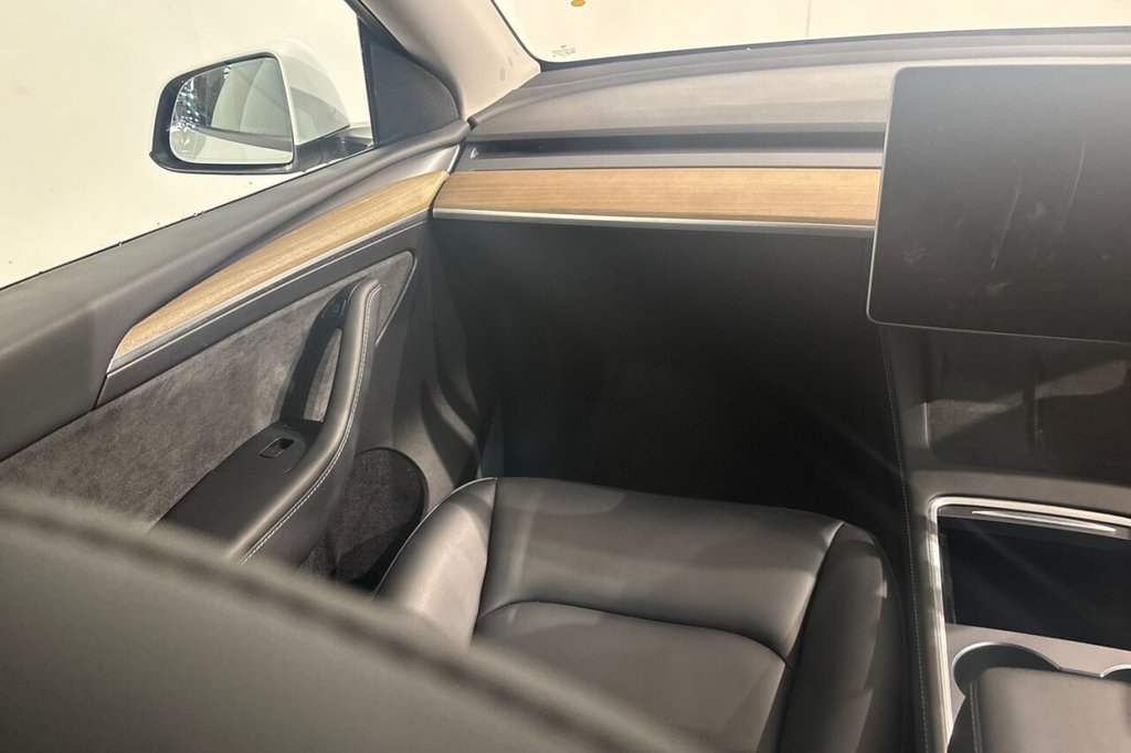 Used Tesla Model Y 2023 for sale - 77188427: Photo 16