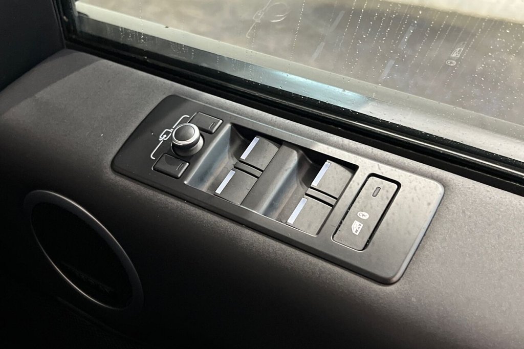 Used Land Rover Discovery 2019 for sale - 77256106: Photo 45