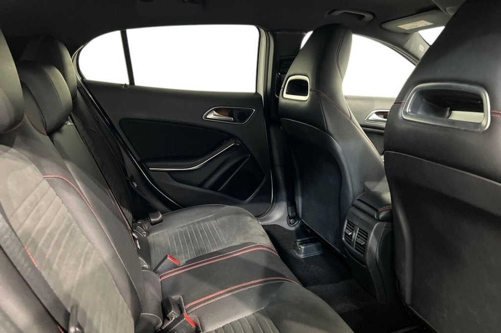 Used Mercedes-Benz GLA 2018 for sale - 76999227: Photo 10