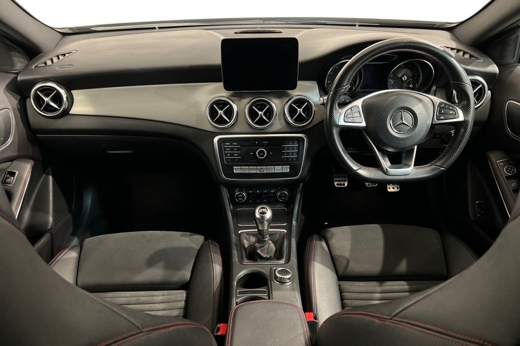 Used Mercedes-Benz GLA 2018 for sale - 76999227: Photo 12