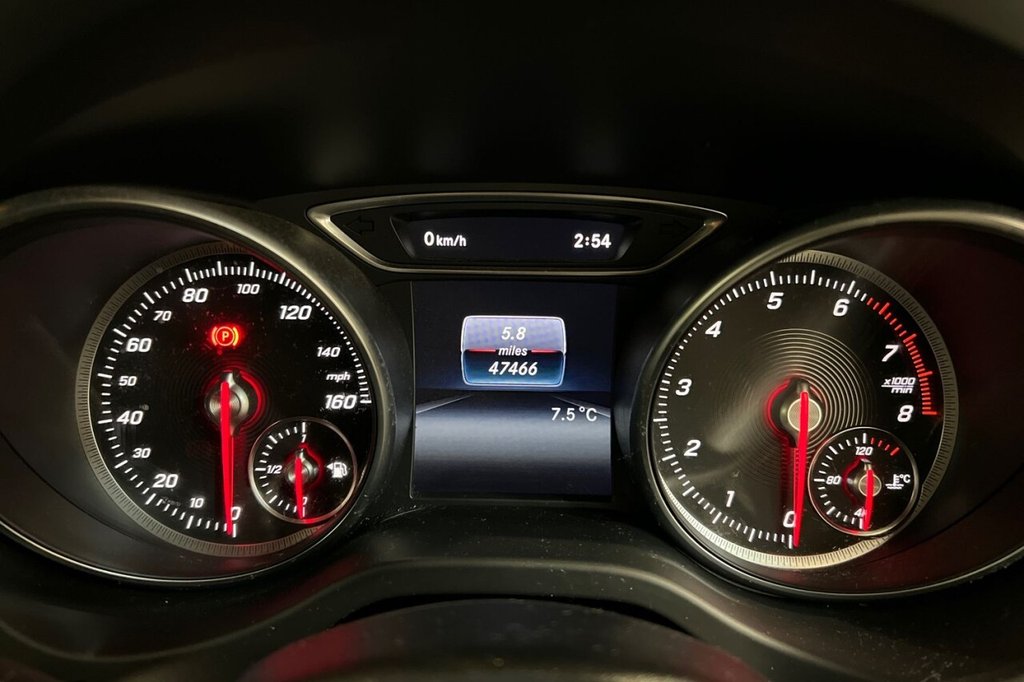 Used Mercedes-Benz GLA 2018 for sale - 76999227: Photo 15