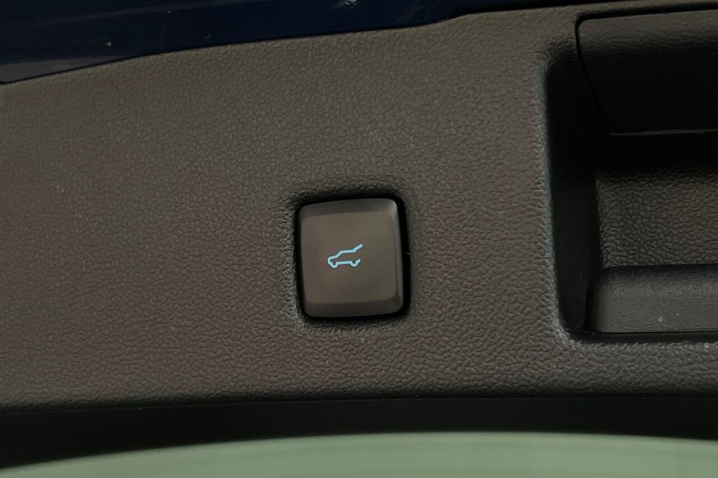Vehicle 48