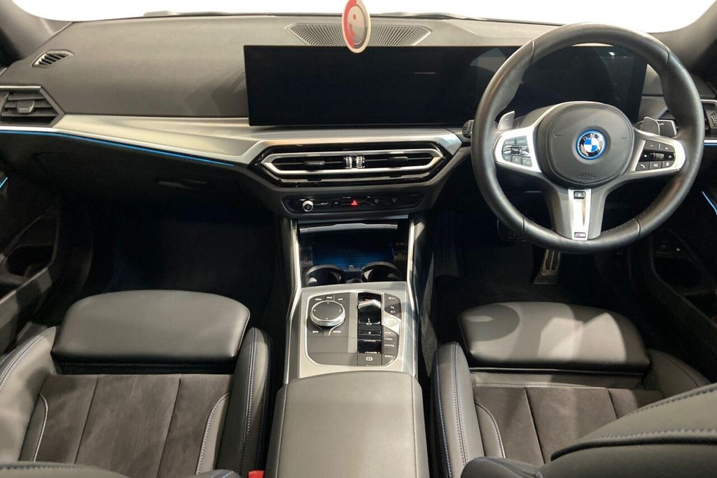 Used BMW 3 Series 2024 for sale - 76389798: Photo 12