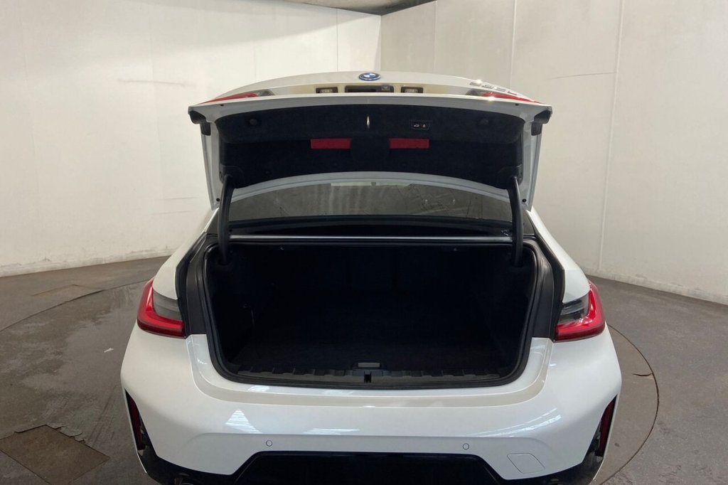 Used BMW 3 Series 2024 for sale - 76389798: Photo 29