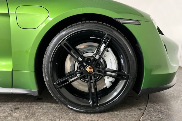 Used Porsche Taycan 2022 for sale - 76132199: Photo 14