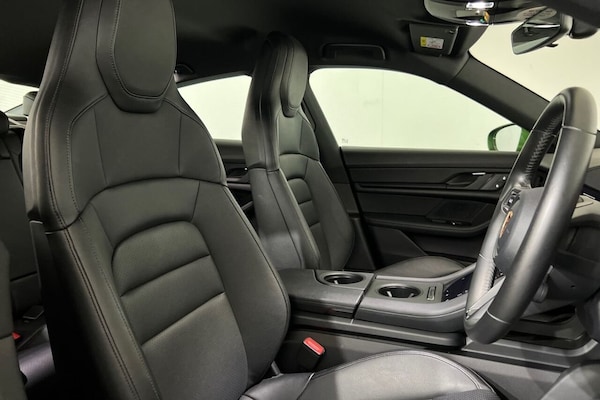 Used Porsche Taycan 2022 for sale - 76132199: Photo 22