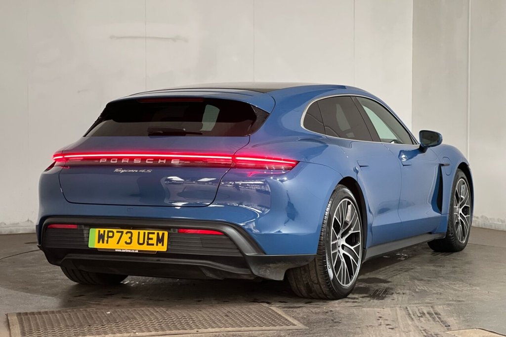 Used Porsche Taycan 2024 for sale - 76731169: Photo 21