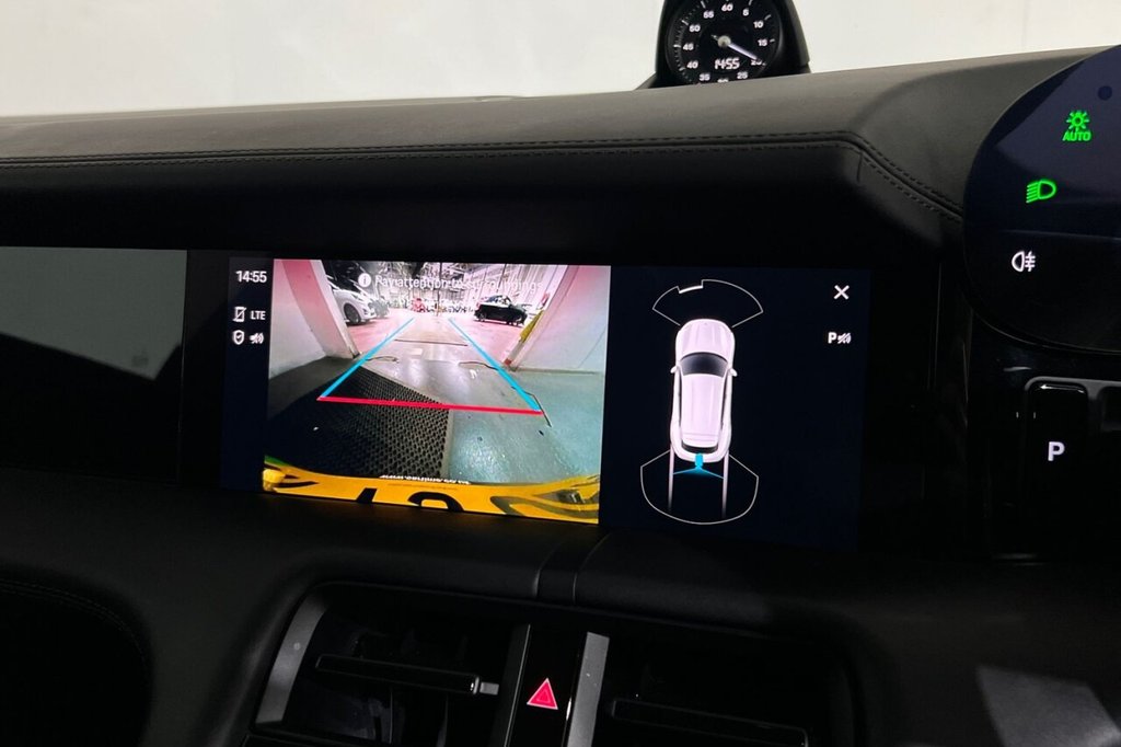 Used Porsche Taycan 2024 for sale - 76731169: Photo 31