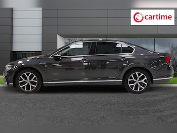 Used Volkswagen Passat 2021 for sale - 75665737: Photo